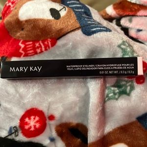 Mary Kay waterproof eyeliner in Black